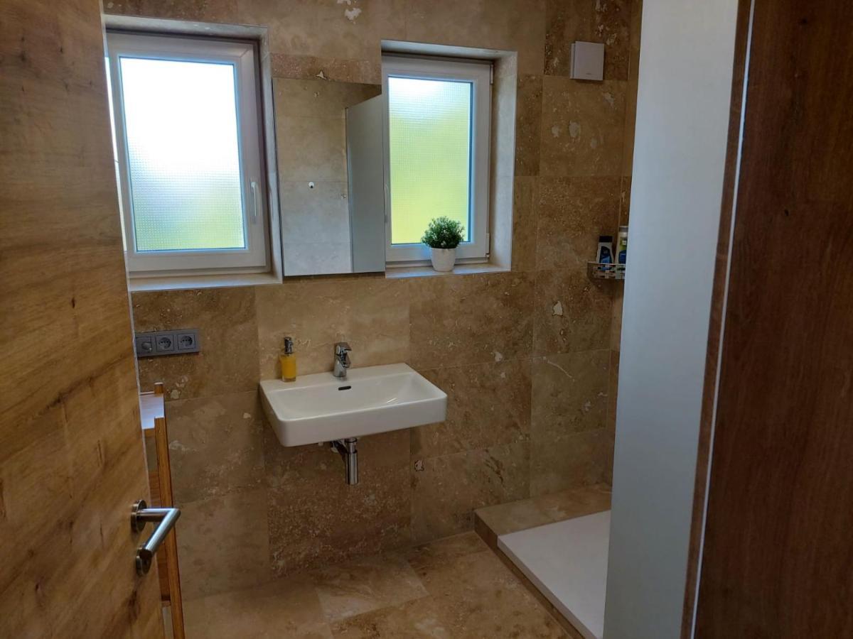 Ferienhaus Giulia In Guenzburg Ideal Fuer 2 Familien Günzburg Exterior foto
